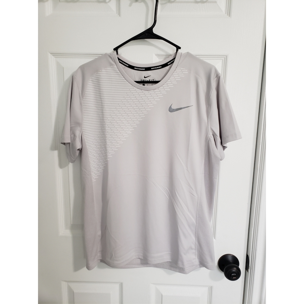 White/Gray/Off White Nike Tee
